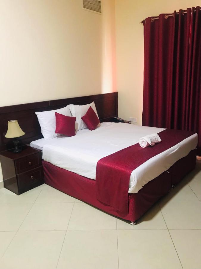 Al Reem Hotel Apartments 沙迦 外观 照片