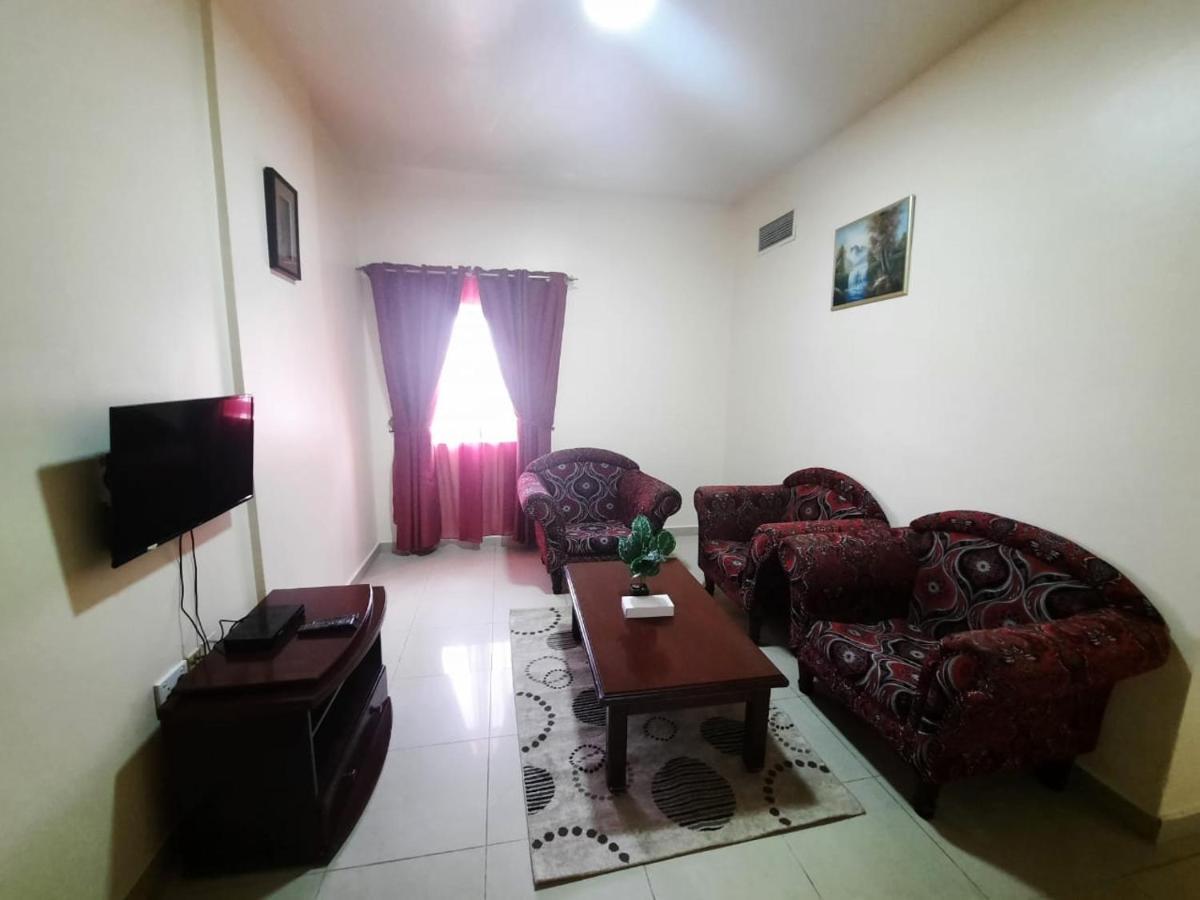 Al Reem Hotel Apartments 沙迦 外观 照片