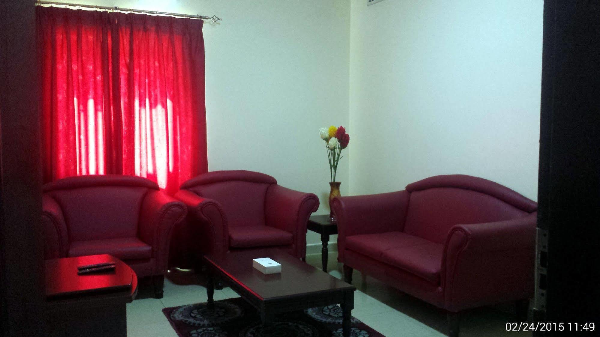 Al Reem Hotel Apartments 沙迦 外观 照片