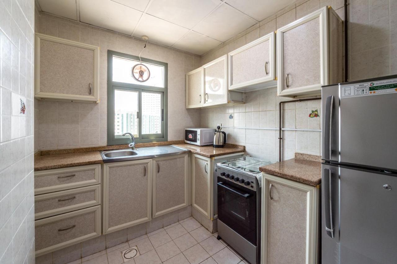 Al Reem Hotel Apartments 沙迦 外观 照片