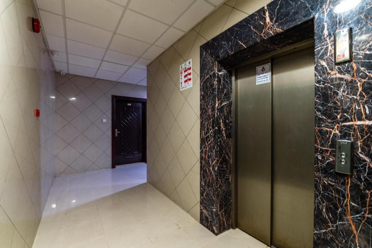 Al Reem Hotel Apartments 沙迦 外观 照片